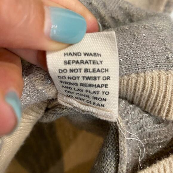 Chelsea & Violet Cream Metallic Long Sleeve Wool Blend Sweater Sz S - Picture 6 of 10